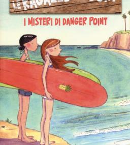 Due ragazze a rive con in mano il surf che guardano la spiaggia